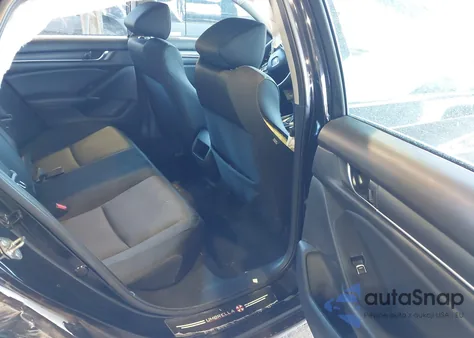 2018 Honda Accord Lx z USA, uszkodzony, nr VIN 1HGCV1F17JA202724